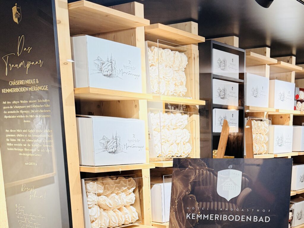 Merängge-Auslage und Verpackungen im Kemmeribodenbad Shop